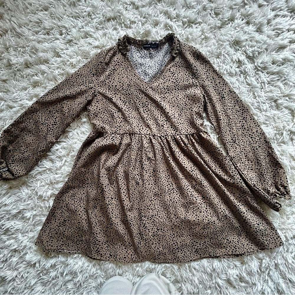 SHEIN Tan and Black Leopard Print V-Neck Dress